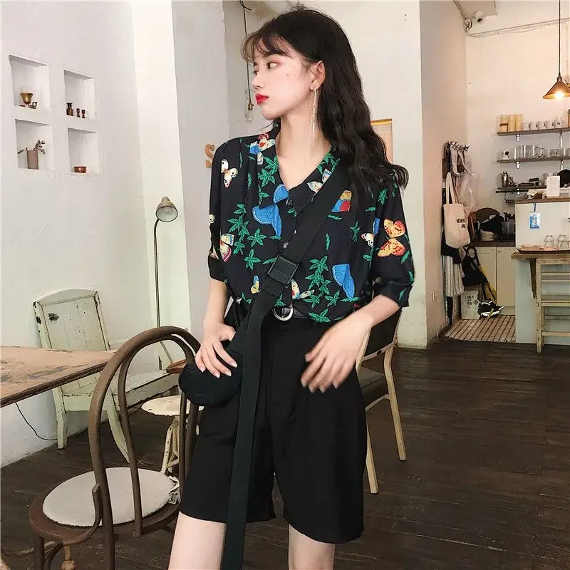 Shirts Women Corduroy Patch Po - Korean Student Lifestyle ulasan dan harga