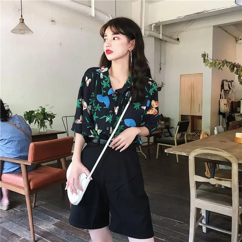Shirts Women Corduroy Patch Po - Korean Student Lifestyle ulasan dan harga